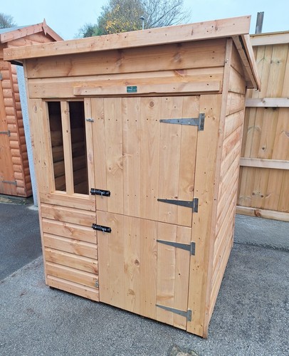 Large dog kennel outdoor - kennel,
